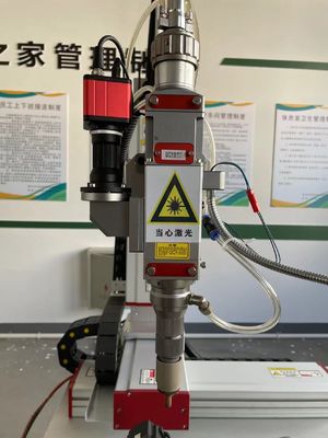 Máquina automática de soldadura por láser de fibra con sistema de control Cypcut y 50Hz-5KHz