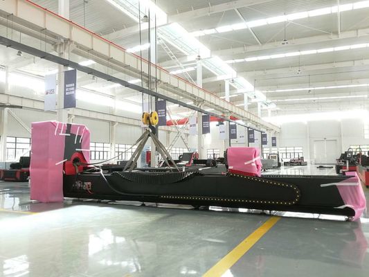 Máquina de corte de tubos de fibra láser de enfriamiento por agua para alta precisión