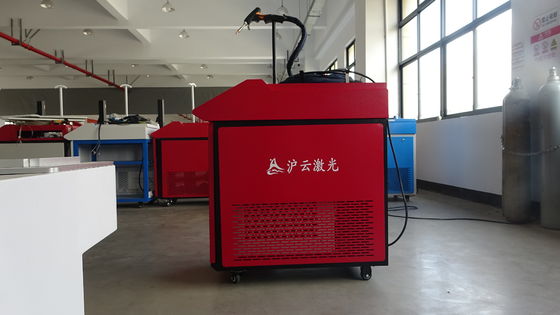Máquina de soldadura por láser de fibra portátil 1000W 1500W 2000W 3000W para tiendas de alimentos y bebidas