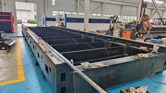 Cortador láser de tierra de gran tamaño asequible para acero inoxidable y acero al carbono