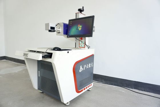 Máquina portátil de marcado por fibra láser con enfriamiento por aire de marcado profundo para la imagen de marcado de metales
