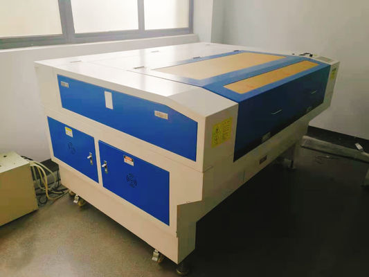 Máquina de grabado de corte con láser de CO2 40W 60W 80W 100W 150W 200W para corte de alta precisión