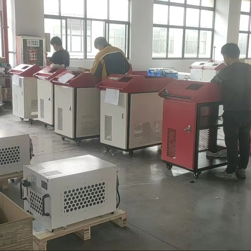 1000W 1500W 2000W 3000W Máquina portátil de soldadura por láser de fibra para uso industrial